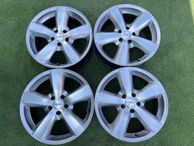 5x114.3 18" Dezent alufelni 8Jx18h2 ET40