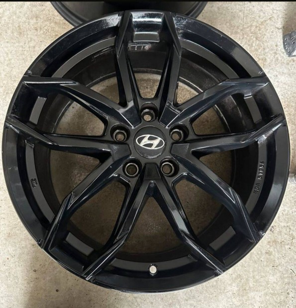 5x114,3 18" Hyundai,mazda alufelni garnitúra eladó!