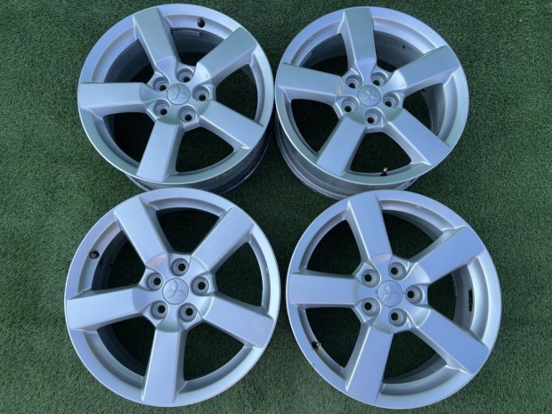 5x114.3 18" Mitsubishi gyári alufelni 7Jx18h2 ET38