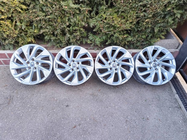 5x114,3 18 / 18" Gyri Renault / Nissan alufelni, szenzorok
