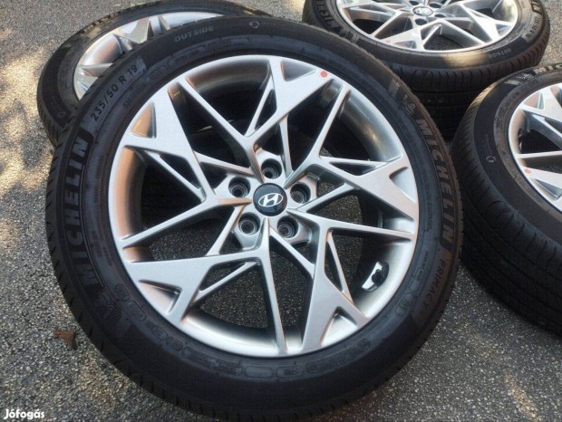 5x114,3 19 Hyundai Genesis felni - Michelin 235/50 r19 " nyri