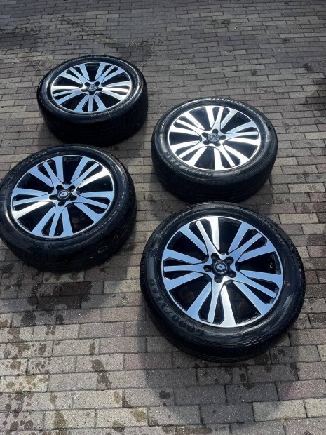 5x114,3 19"Renault alufelni szenzorokkal
