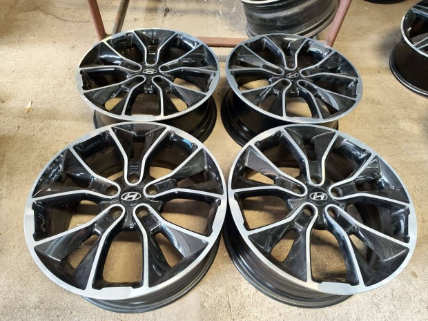 5x114,3 19" Gyri Hyundai i30 Alufelni Felni 90Garage #761