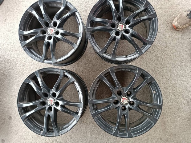 5x114,3 7,5x17" r17 et 42 Platin alufelni garnitúra