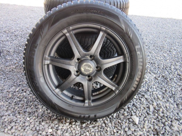 5x114,3 Alufelni 205/60 R16 tli gumival elad