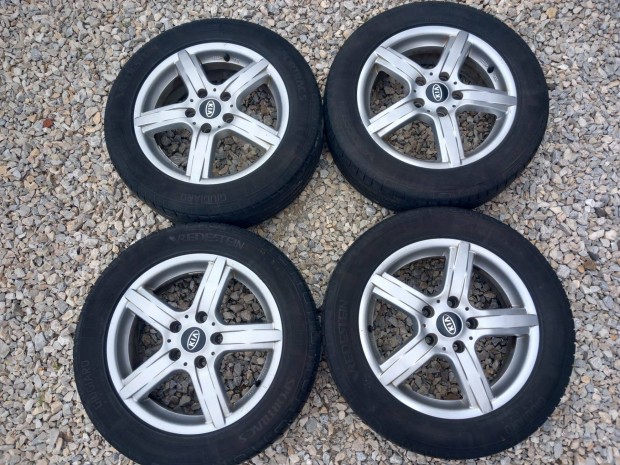 5x114.3 Alufelni KIA Hyundai Nyárigumival 16"