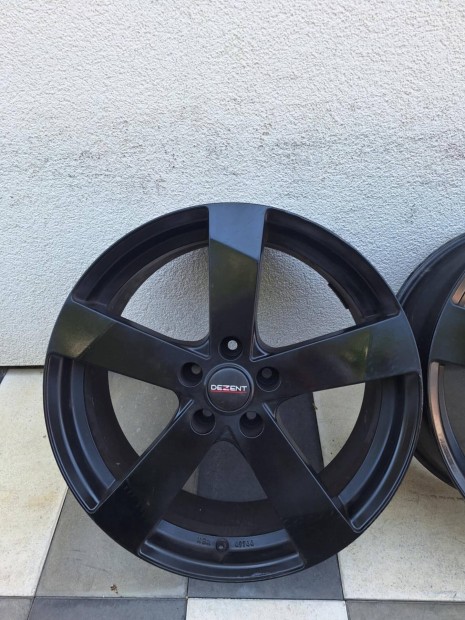 5x114.3 Dezent 19 col fekete felni Lexus Honda Nissan Mazda Kia