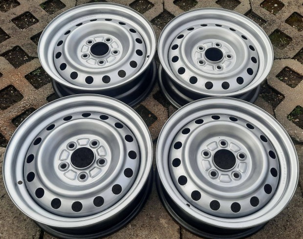 5x114.3 Gyári Lemezfelni 15" Kia, Hyundai