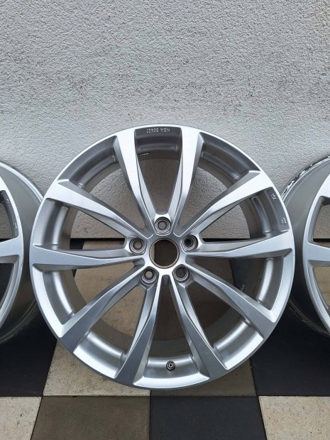 5x114.3 MAK 19 colos felni Toyota Honda Mazda Kia Hyundai Mitsubishi