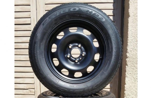5x114,3 R16 Dacia Duster Felni nagyon jó téli gumival 215/65 Nissan