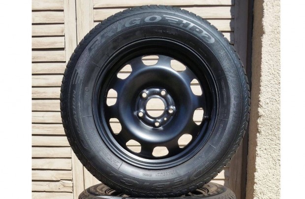 5x114,3 R16 Dacia Duster Felni nagyon jó téli gumival 215/65 Renault