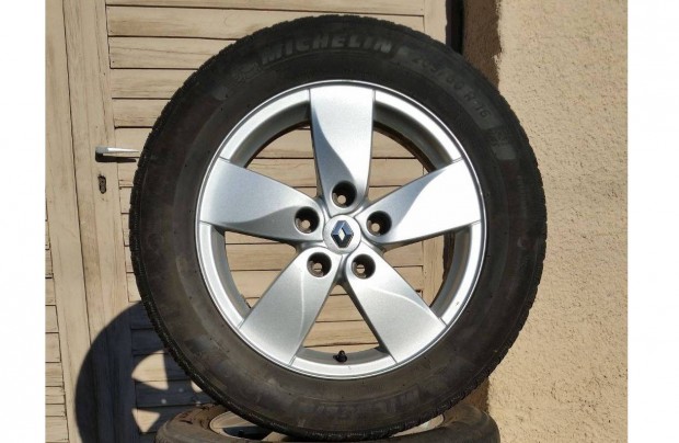 5x114,3 R16 Renault Alufelni 205/60 tli gumival Nissan Dacia