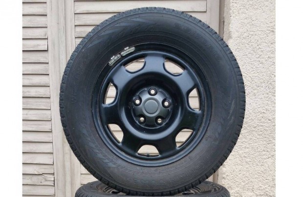 5x114,3 R16 Toyota Rav4 Suzuki Vitara Felni 215/70 tli gumival