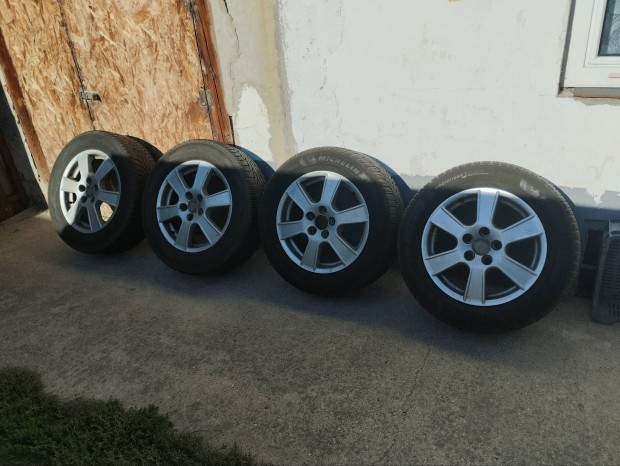5x114,3 R16 garnitra Elad!!!
