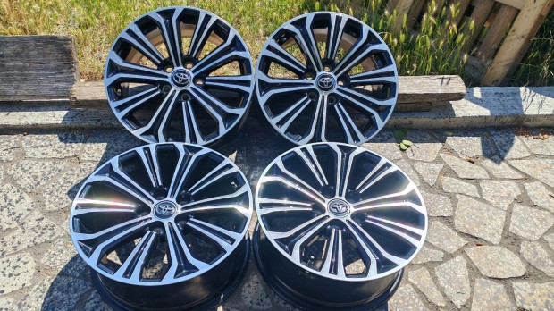 5x114,3 R17 - Toyota Corolla