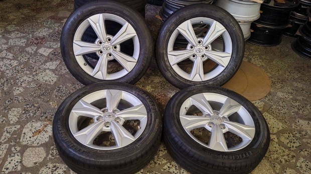 5x114,3 R17 - Toyota Yaris Cross