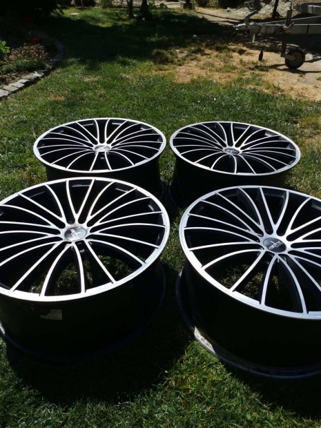 5x114.3 R19 8.5 ET45 Corniche Wheels Le Mans