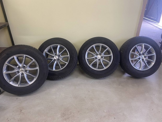 5x114,3 aez alufelni Bridgestone tligumi