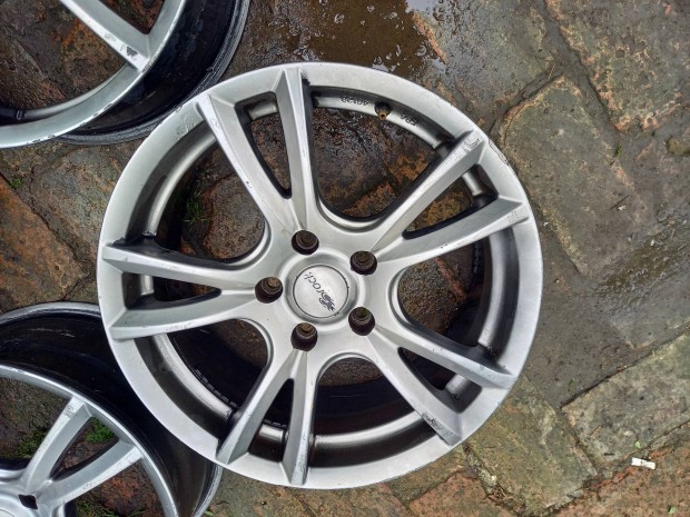 5x114.3 alufelni r17 toyota mazda hyundai kia kis hibás
