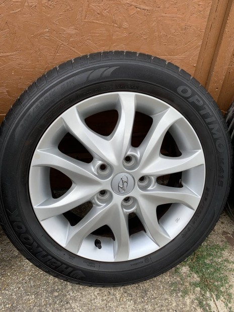 5x114,3-as 16"-os gyári Hyundai alufelni