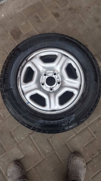 5x114,3 felni 215/65R16H gumival Dacia Duster Nissan Qashqai