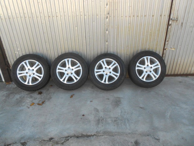 5x114.3 gyári Mazda 15" alufelni 15 coll