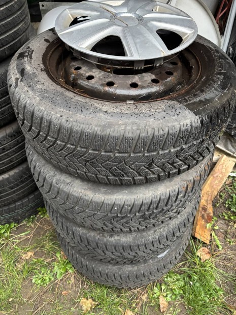 5x114 lemez felni + t�li gumi