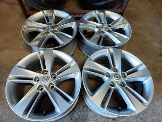 5x115 17" Gy�ri Opel Insignia Alufelni Felni 90Garage #1817