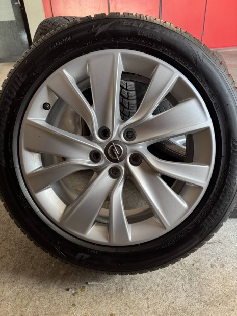 5x115 Opel Cascada Insignia Astra OPC 18" Felni