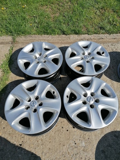 5x115-ös, 17-es Opel Astra J-K struktúr felni+Tpms