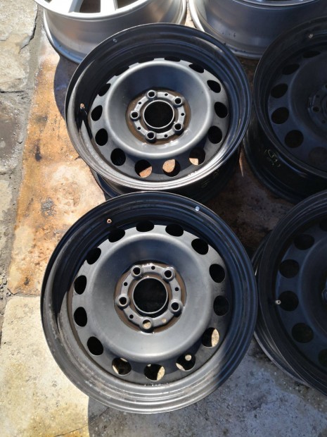 5x120 16 Bmw lemezfelni 29000ft a 4db /56/