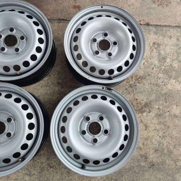 5x120 16 Gyári Volkswagen lemezfelni 25000ft a 4db /78/