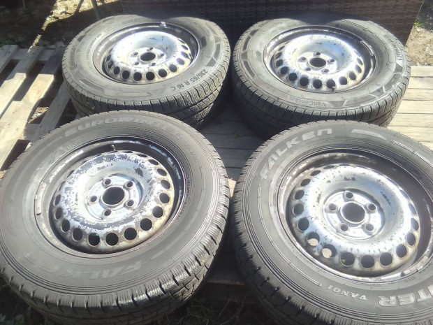 5x120 16" VW T5/T6 ac�lfelni 235/65R16C 2025-�s t�li gumival