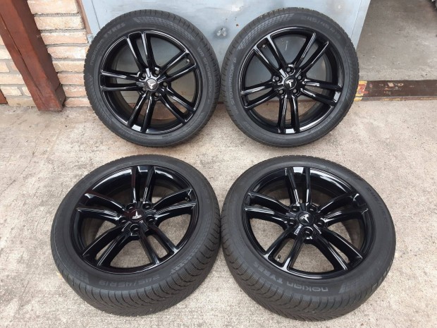 5x120 19" Tesla Model S