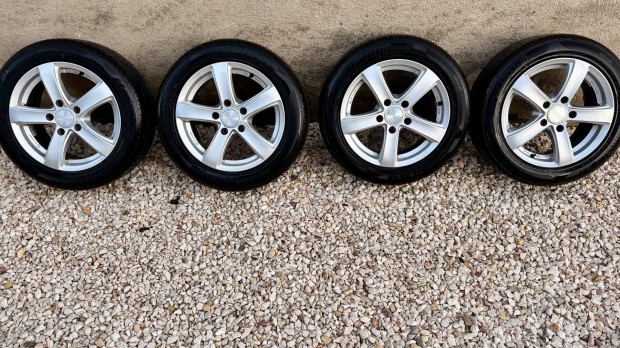 5x120 BMW alufelni 205/55R16 �jszer� ny�ri gumi