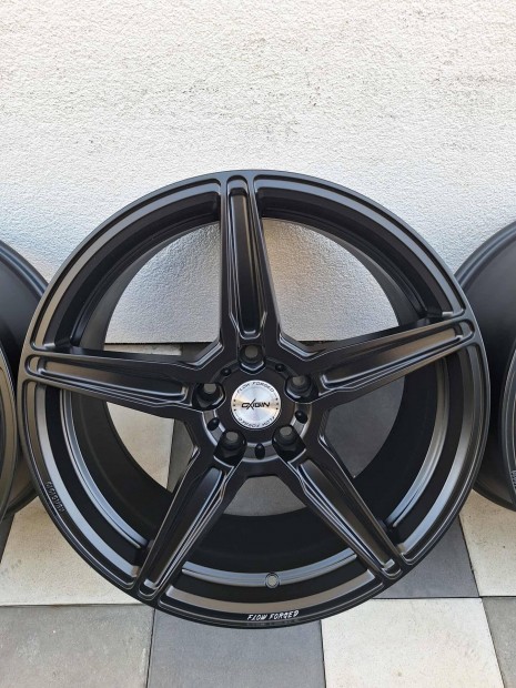 5x120 Oxigin 19 col teljesen j pilleknny kovcsolt felni