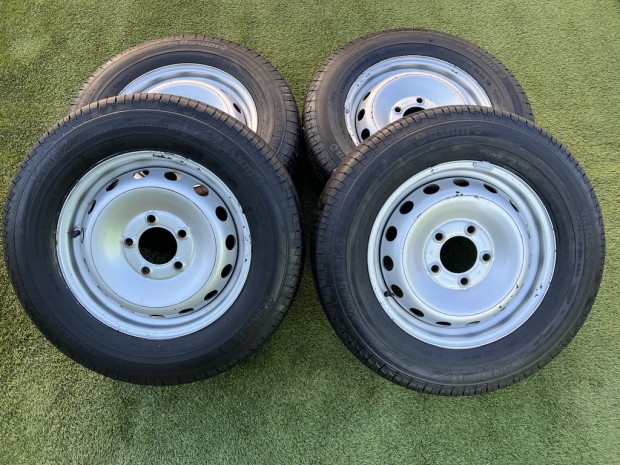 5x130 16" Renault Master gyri lemezfelni 225/65 R16C jszer nyri