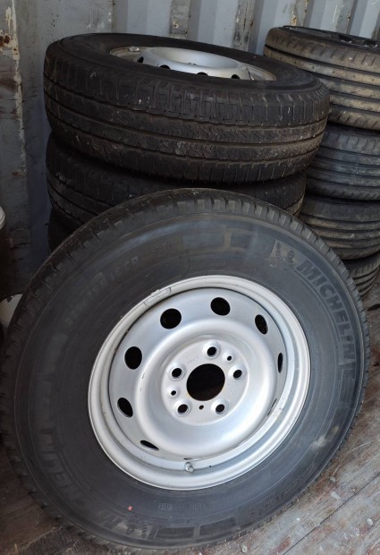 5x130 r16 Ducato Jumper Boxer felni 225/75 r16 Michelin nyri gumi