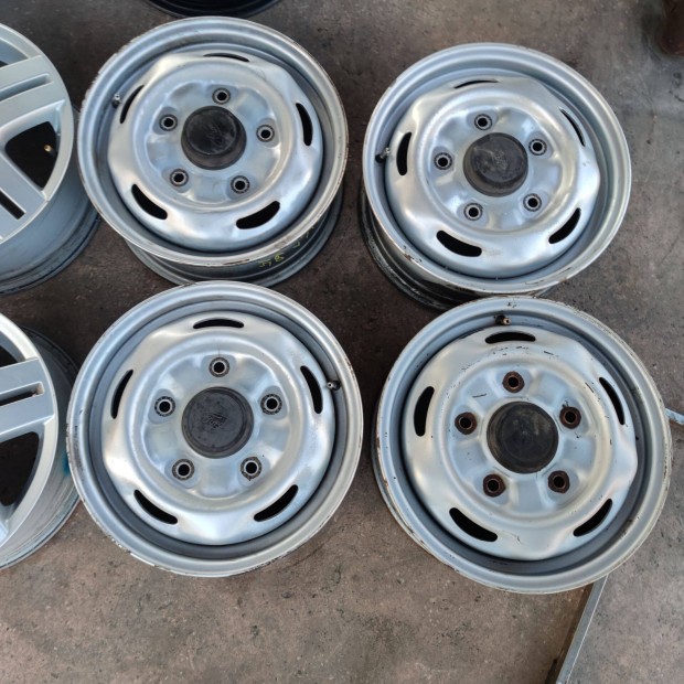 5x160 15 Gyári Ford Transit lemezfelni 48000ft a 4db/49/