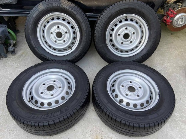 5x160 16" Ford Transit kerk 235/65r16 Michelin Gumival 16 col