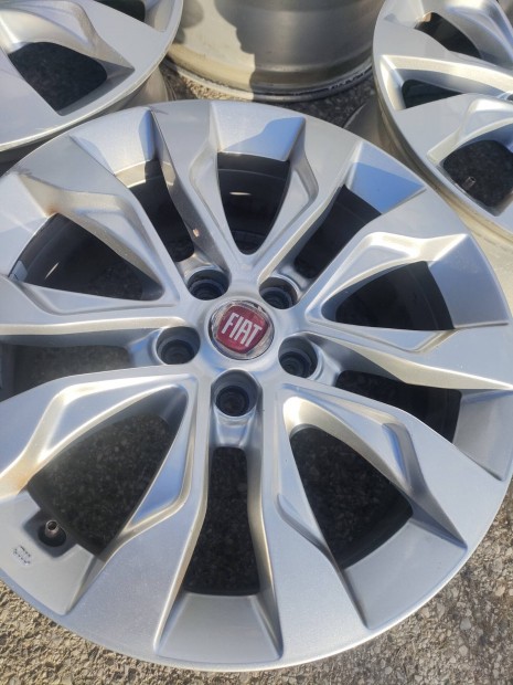 5x98 Fiat gyári alufelni