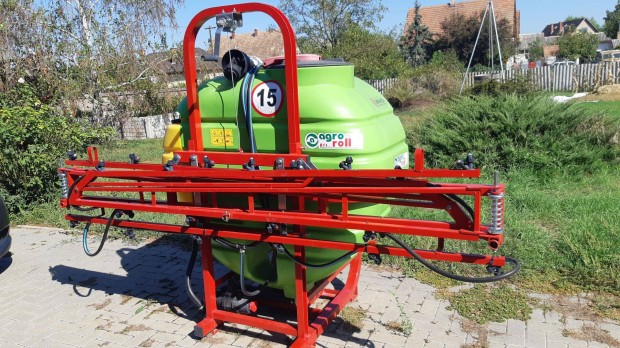 600 l/12 m fggesztett permetez gp