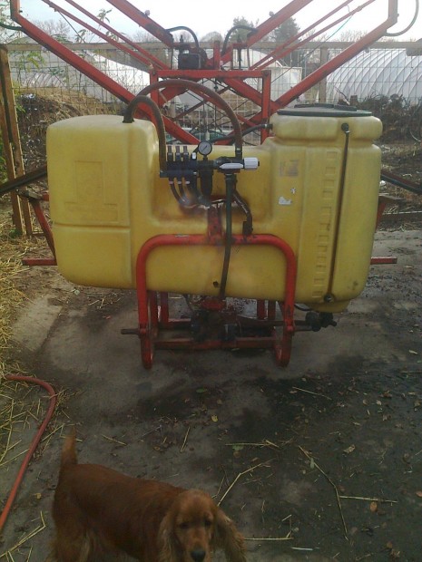 600 literes agromehanika vegyszerez