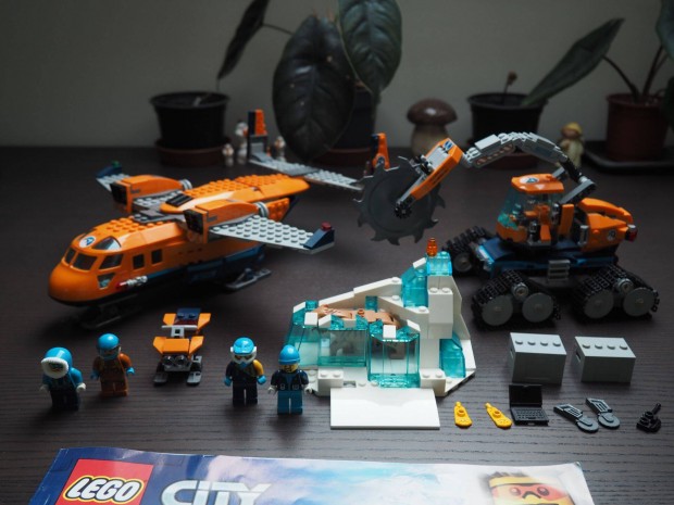 60196 LEGO City - Sarkvidki szllt replgp