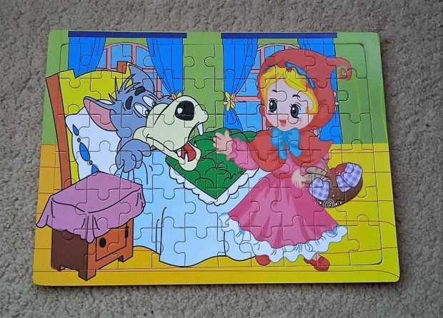 60 db-os fa puzzle Piroska és a farkas