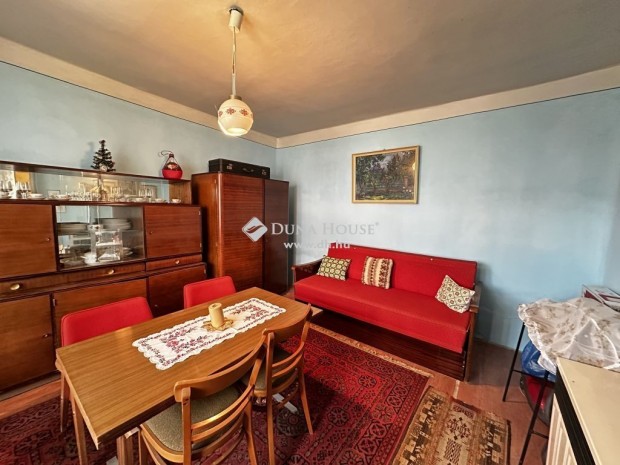 60 nm-es h�z elad� Nagyszokoly