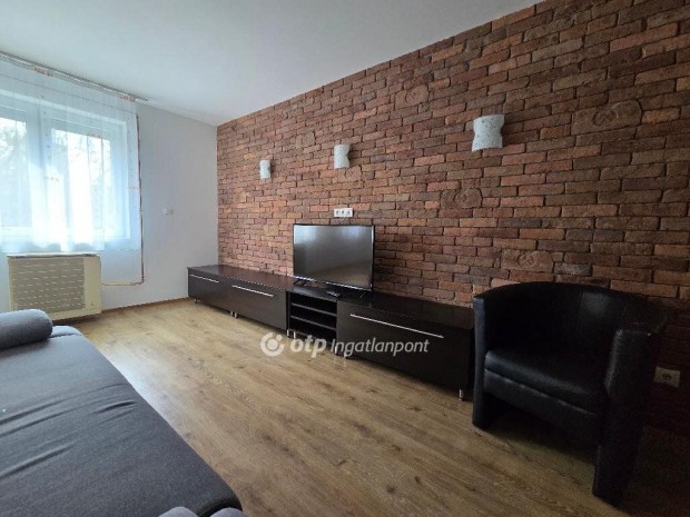 60 nm-es lak�s kiad� Debrecen