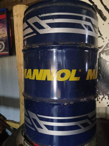 60l f�m olajos hord� elad� 