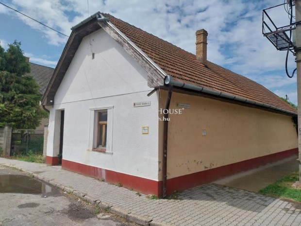 62 nm-es h�z elad� P�teri