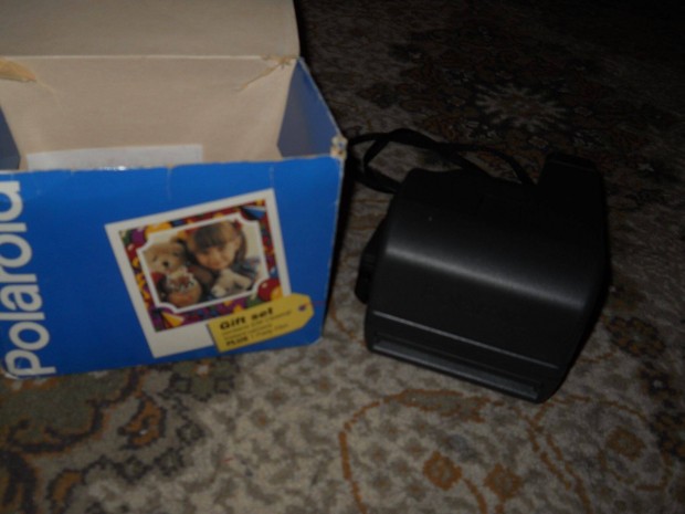636 Polaroid fényképezőgép szinte ingyen elvihető
